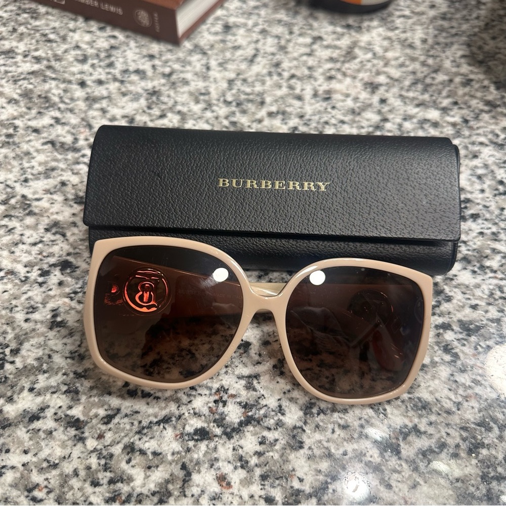 Burberry Tan Sunglasses - Picture 3 of 6
